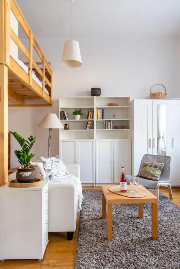 Bright Heaven Apartament *